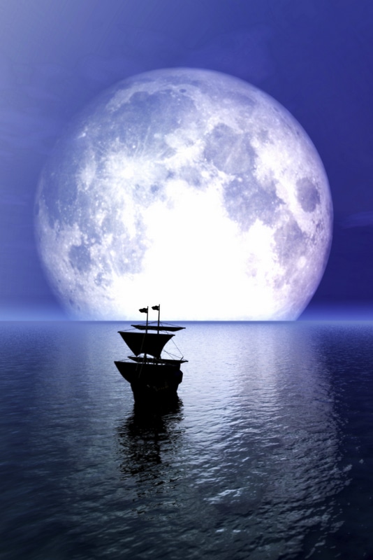Ship-and-moon-800
